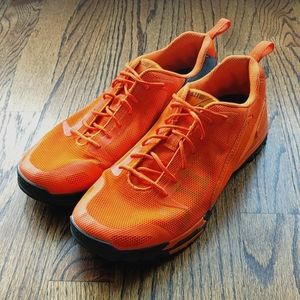 5.11 Tactical Women's Recon TSO Cross-Training Shoe Scope Orange 8.5